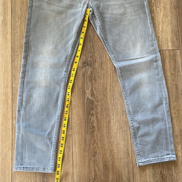 Revelation Denim - Picture 4 of 5